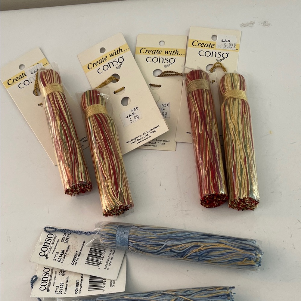 Conso Decorative Tassel Set